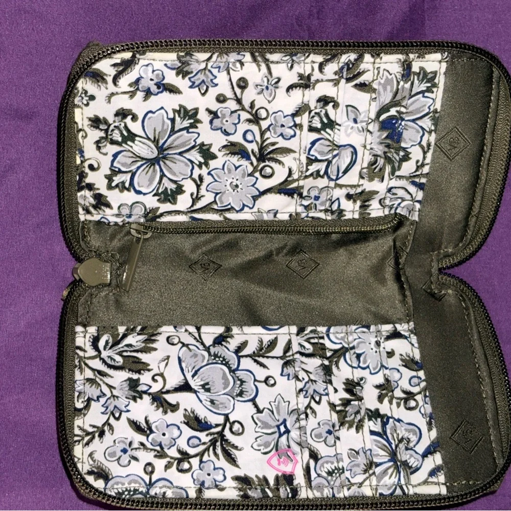 Vera Bradley RFID Smartphone Wristlet - Picture 3 of 8
